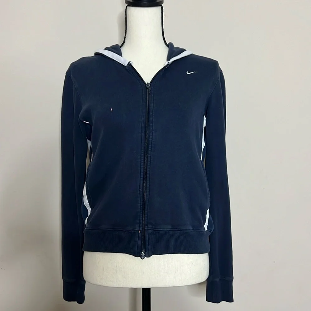 Nike Hoodie - Picture 1 of 6